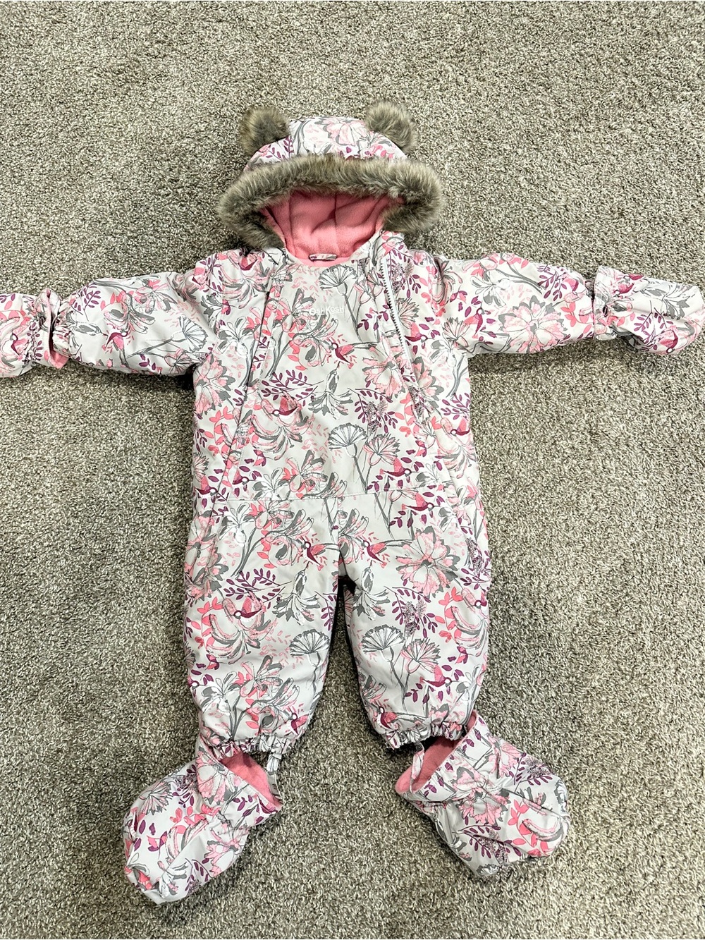 Osh kosh snow suit 12 months size